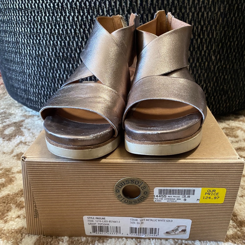 Bussola Soft Metallic White Gold sandal